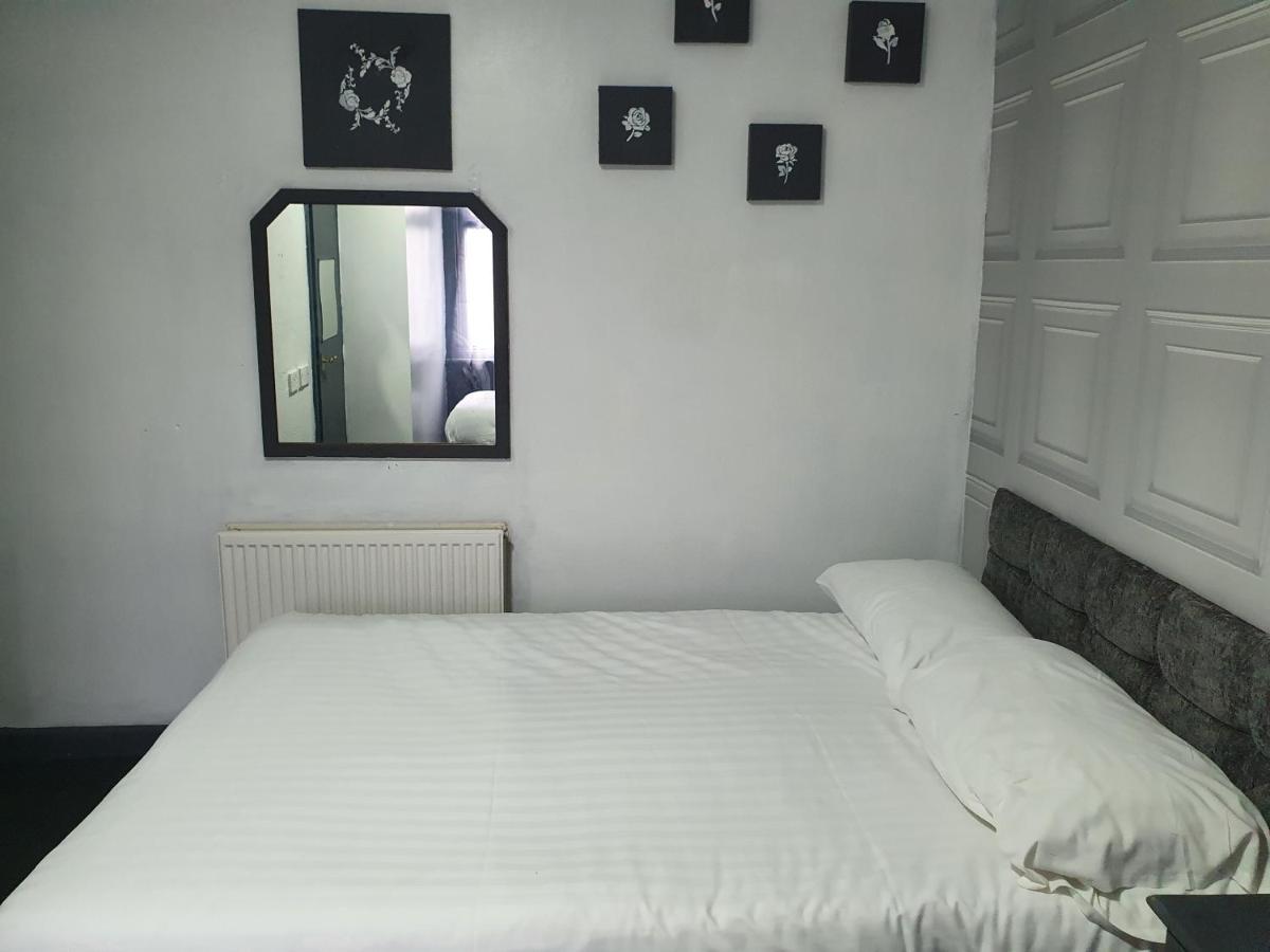 Balkan Hotel Blackpool Kültér fotó