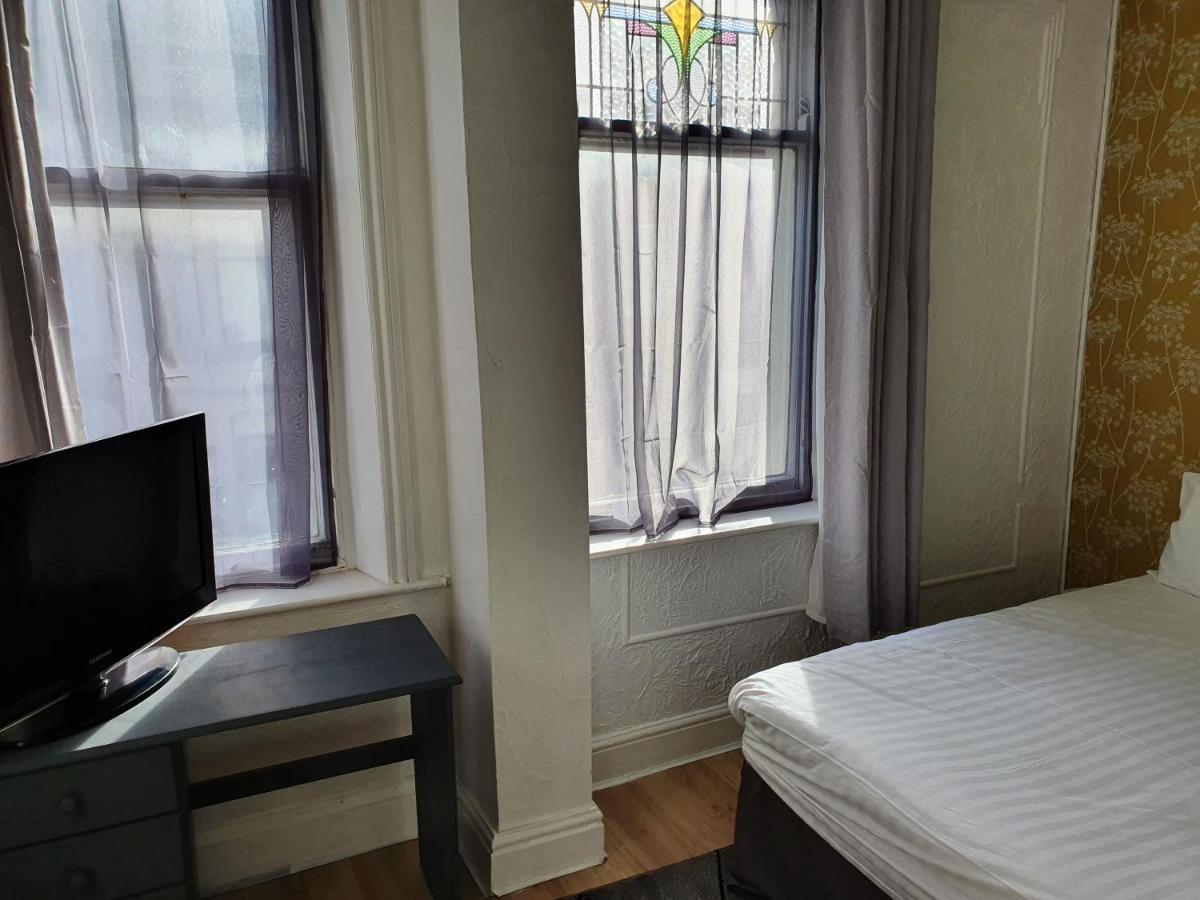 Balkan Hotel Blackpool Kültér fotó