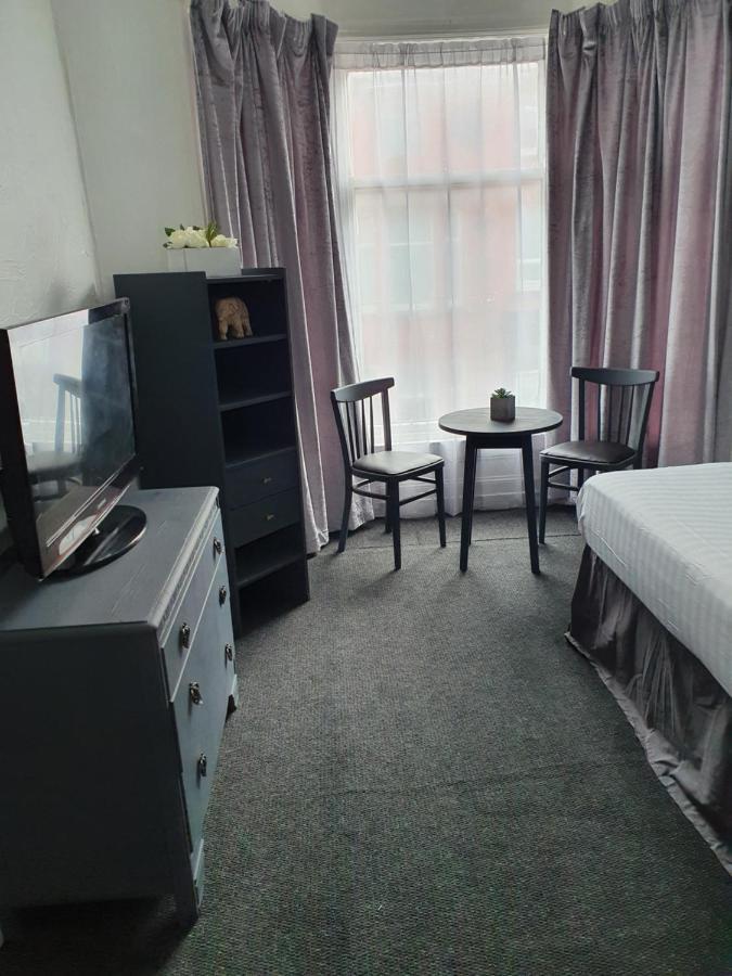 Balkan Hotel Blackpool Kültér fotó