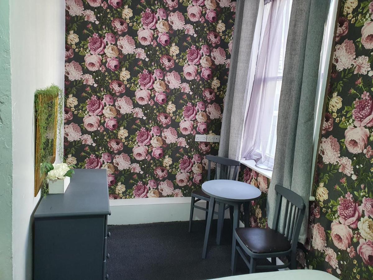 Balkan Hotel Blackpool Kültér fotó
