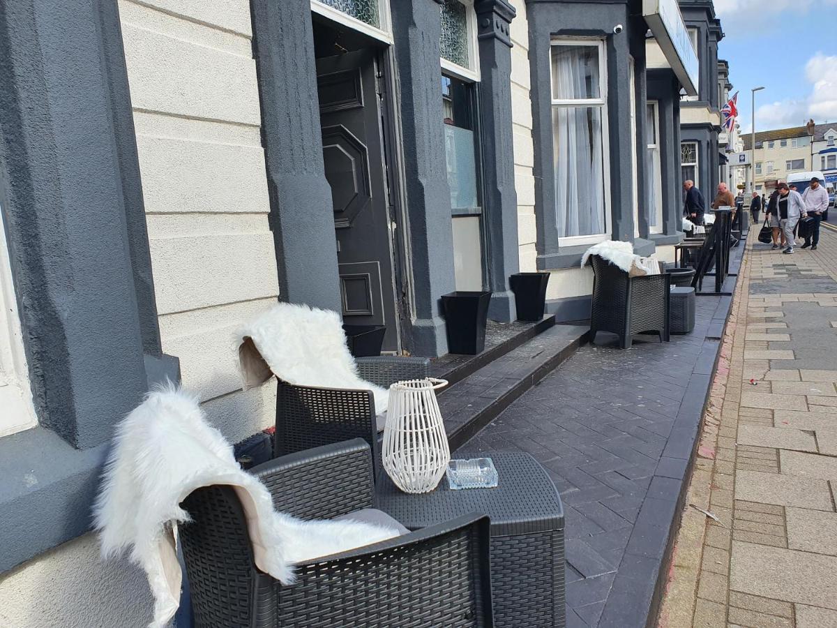 Balkan Hotel Blackpool Kültér fotó